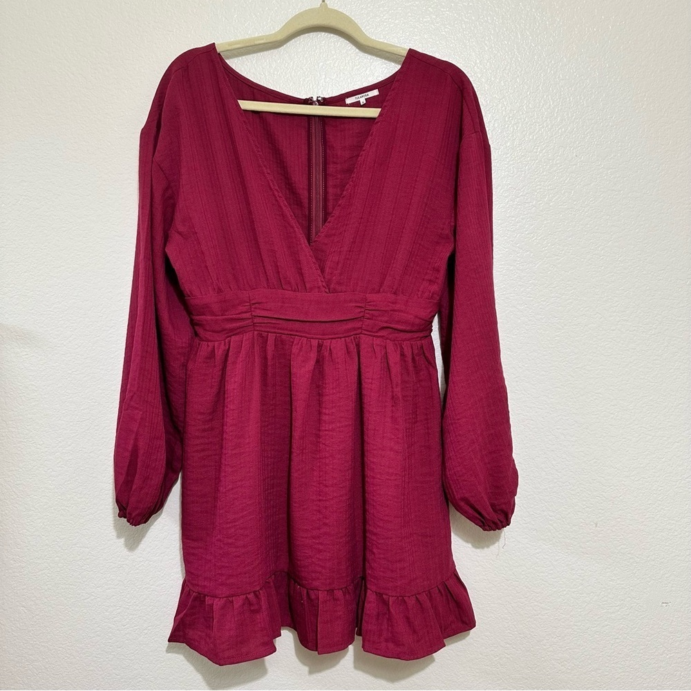 Tularosa Jordan Dress in Magenta Small - Picture 2 of 6